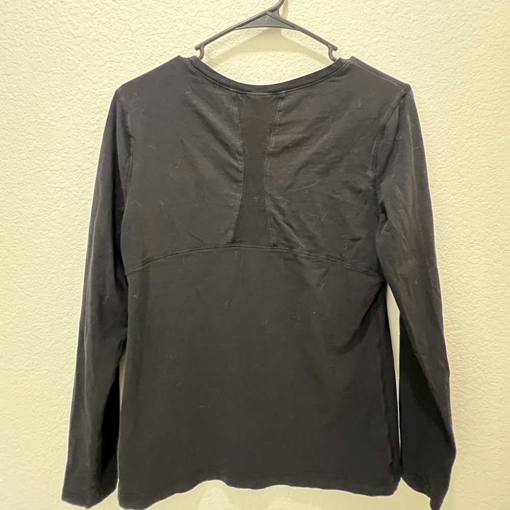 Danskin women’s long sleeve t-shirt - Picture 3 of 3